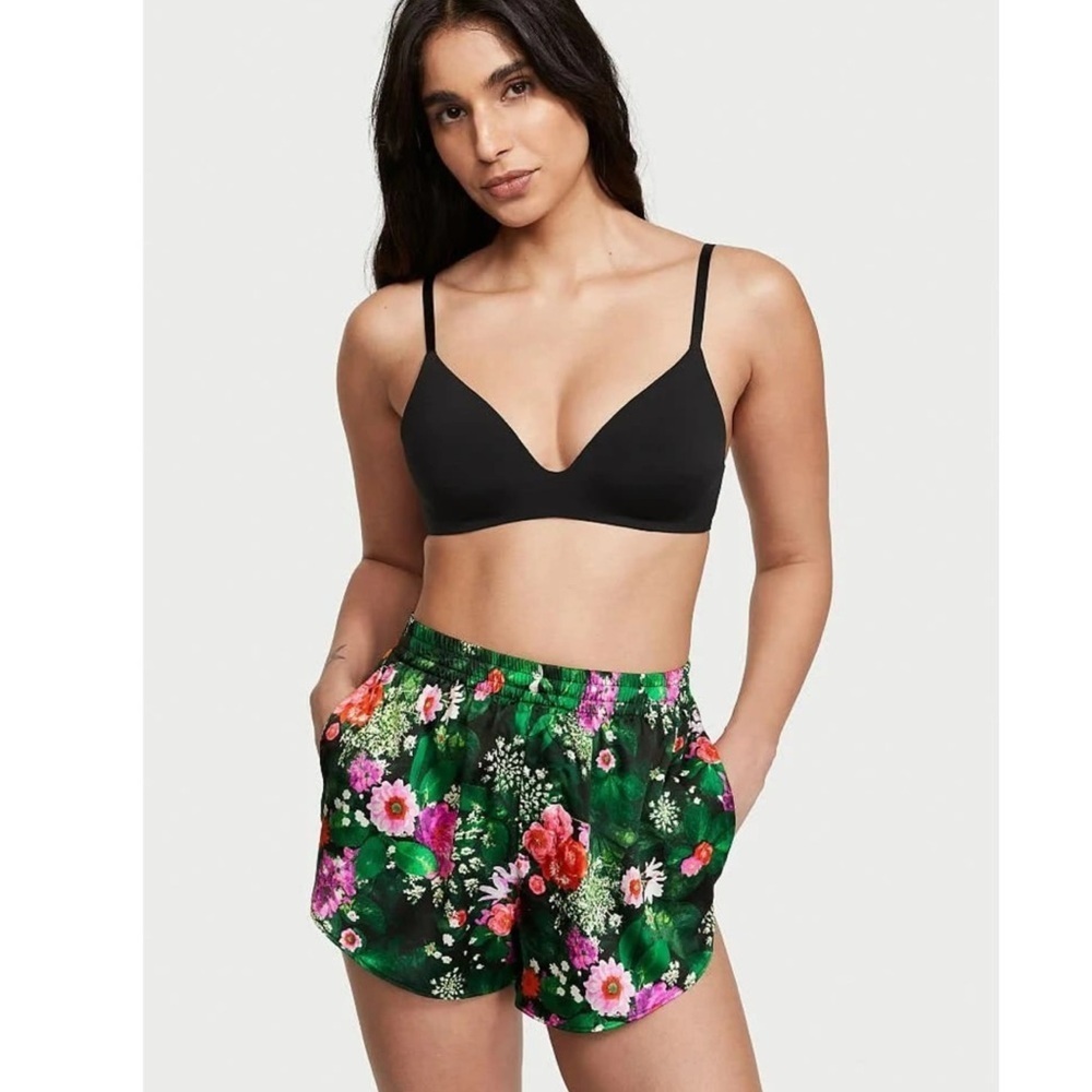 Victoria’s Secret satin floral pajama shorts size L with top